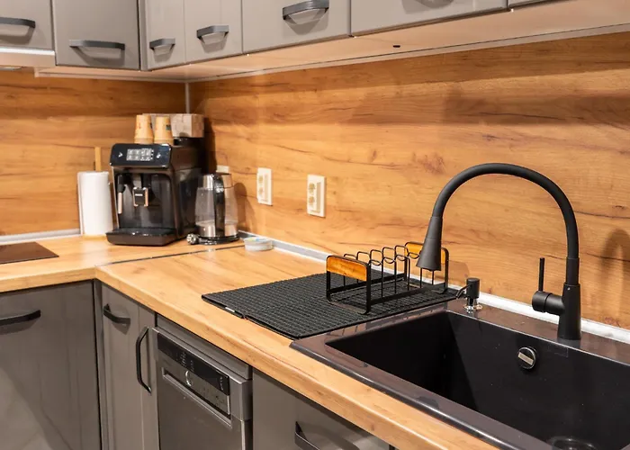 Seasons - Fast Wi-fi, Ac, Balconies Lejlighed *