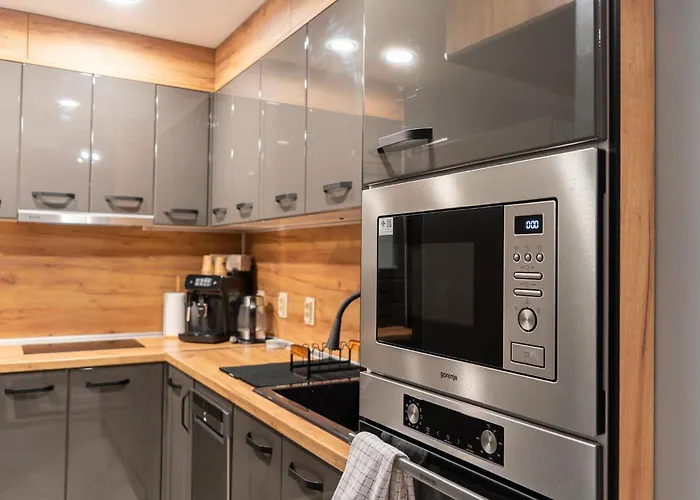 Seasons - Fast Wi-fi, Ac, Balconies 아파트 플로브디프