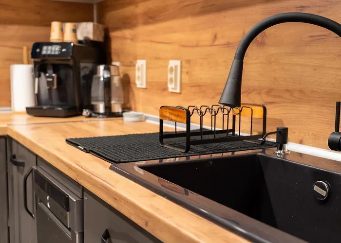 公寓 Seasons - Fast Wi-fi, Ac, Balconies