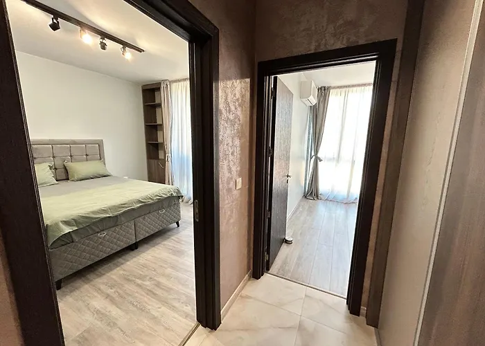 아파트 Seasons - Fast Wi-fi, Ac, Balconies