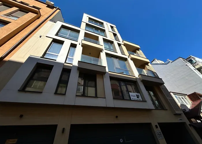 아파트 Seasons - Fast Wi-fi, Ac, Balconies *